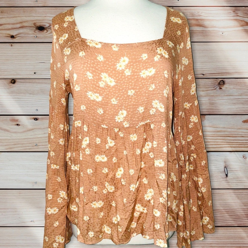 W2 Altar'd State Daisy Blouse shirt top Medium flare sleeves Boho Hippie womens